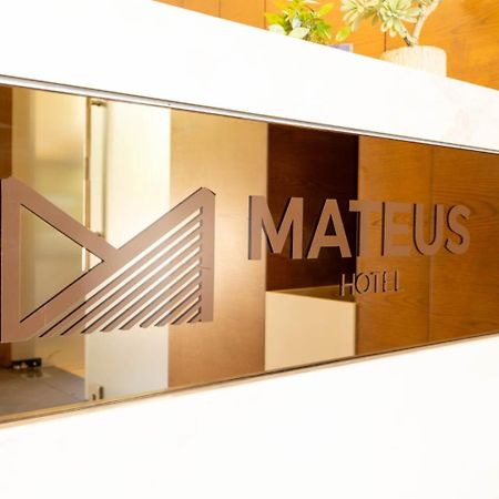 Mateus Hotel & Pool Jounieh Exterior foto